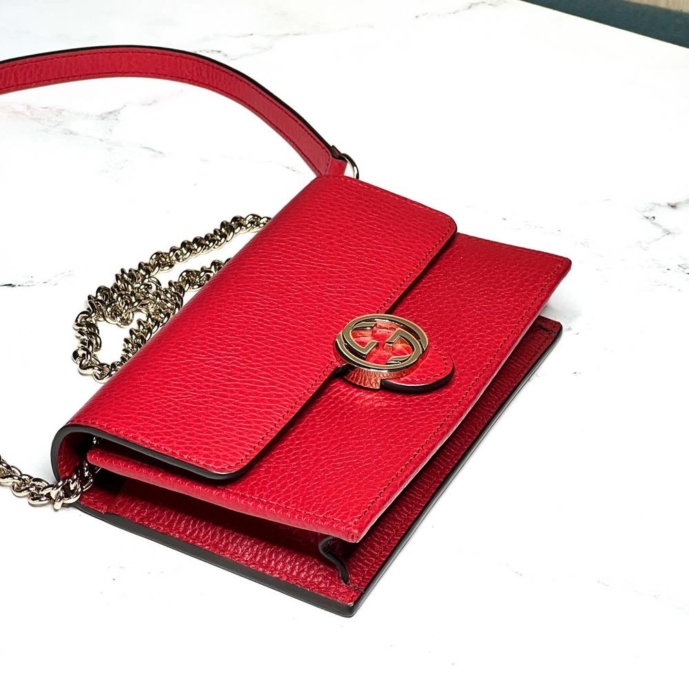 💛SOLD🖤 Red Gucci GG Interlocking Pebbled Leather Wallet On Chain - Picture 2 of 12